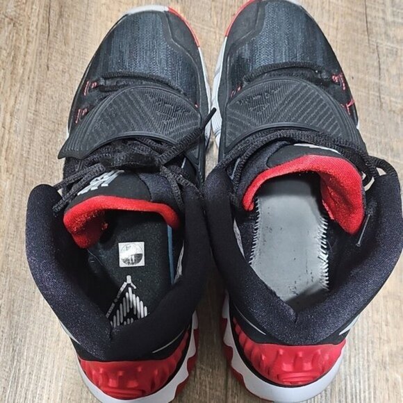 Nike Kyrie 6 Basketball Shoes Black Red Size 11 - Picture 5 of 9